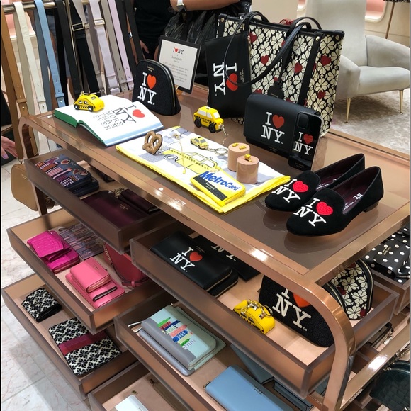 I’m @amybee73 & I’ve been proudly buying & selling on Poshmark for 7+ yrs now.😊 - Picture 14 of 16